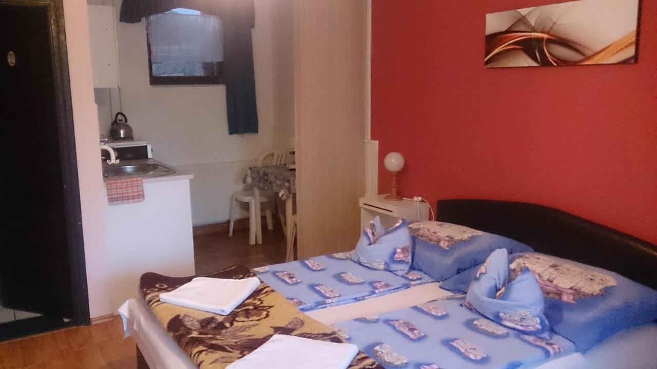 Steinhaus Bed & Breakfast Keszthely Eksteriør billede
