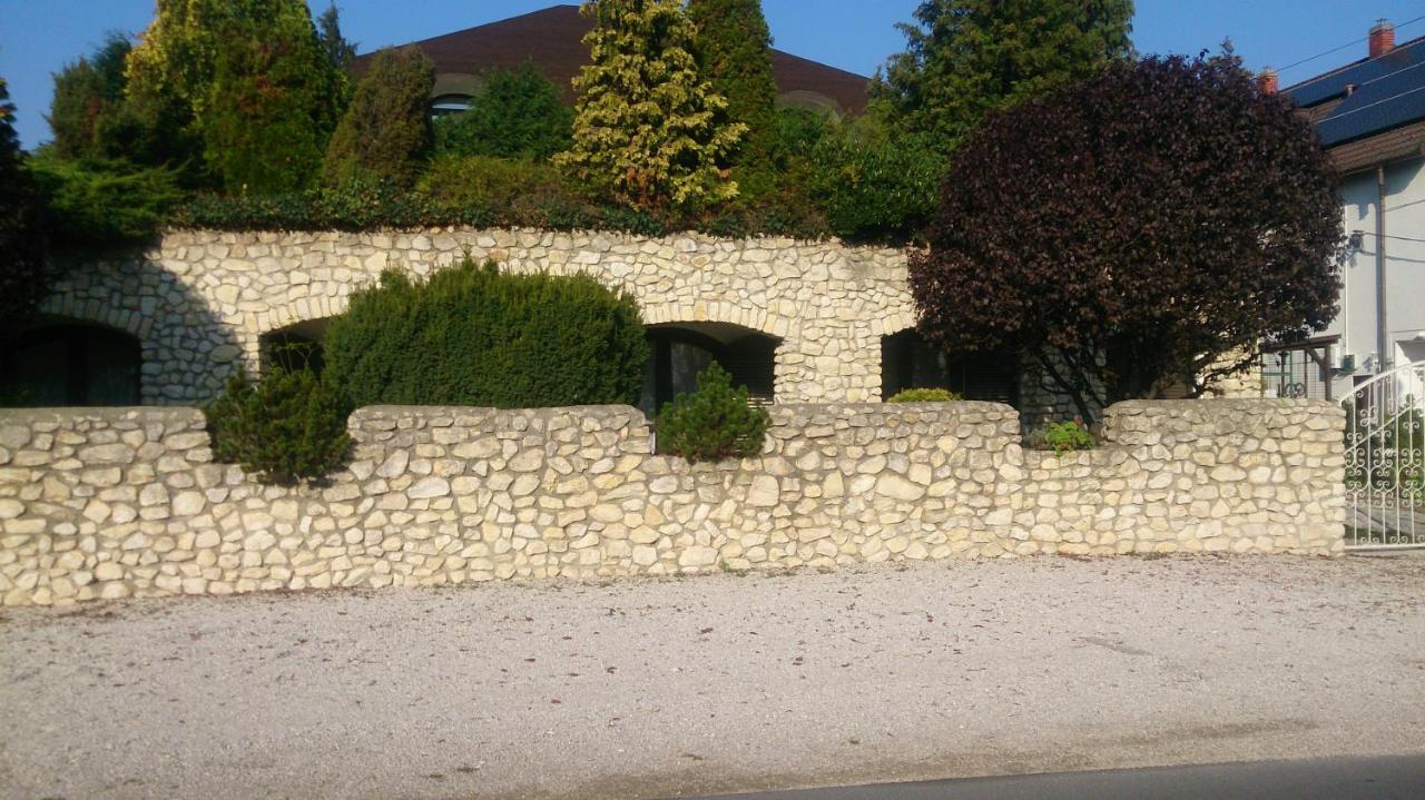 Steinhaus Bed & Breakfast Keszthely Eksteriør billede